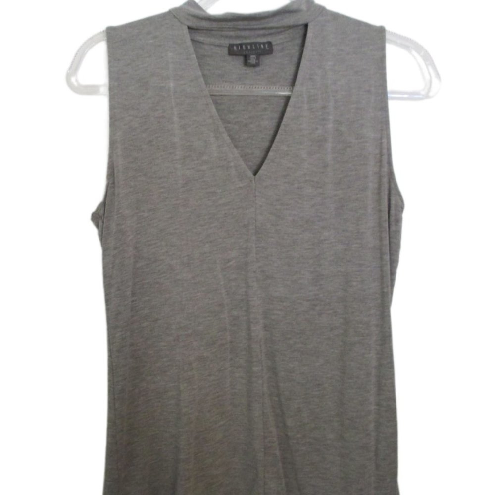 Highline Collective Gray Choker Cut-Out V Neck Sleeveless Top Size M